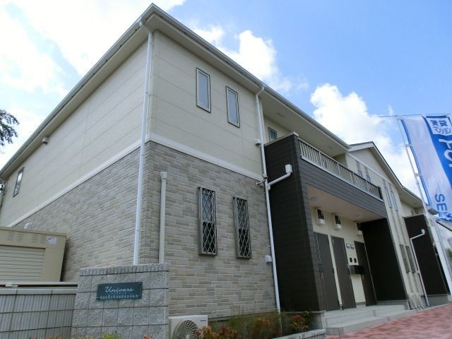 建物外観　２０１３年築　フレッツ光対応