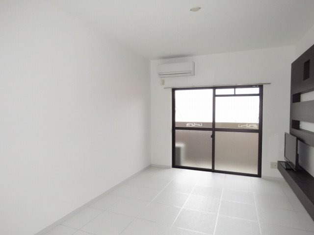 居室・リビング　同仕様