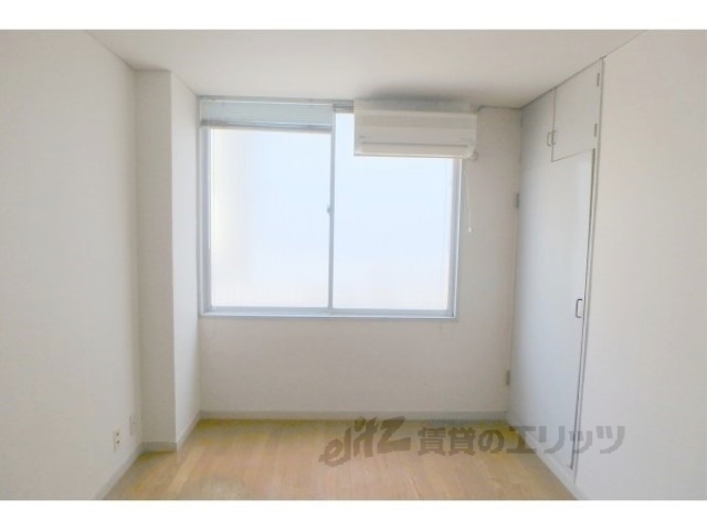 居室・リビング　居室