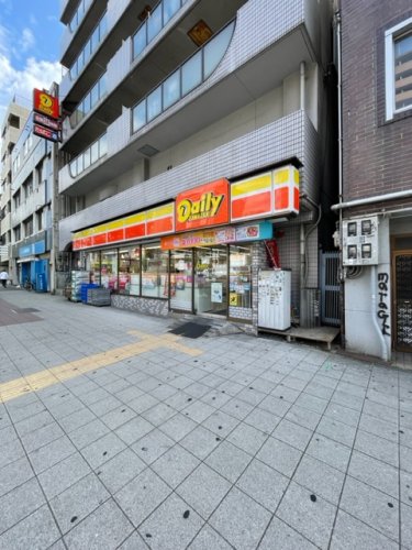 コンビニ　デイリーヤマザキ 浪速汐見橋店（コンビニ）まで267m