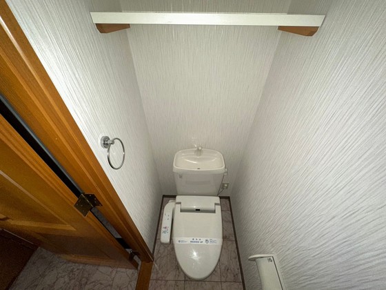 トイレ　※別部屋の写真です