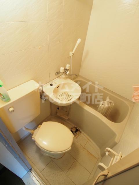 バス・シャワールーム　日々の疲れを癒すお風呂付です