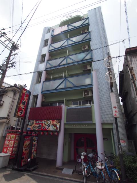 建物外観　落ち着いた雰囲気の外観です