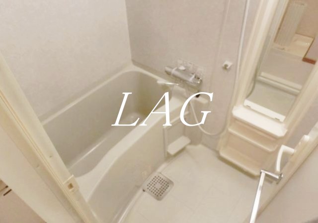 バス・シャワールーム　お風呂です。