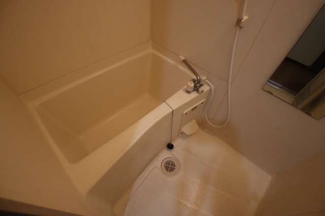 バス・シャワールーム　※別部屋参考写真となります※