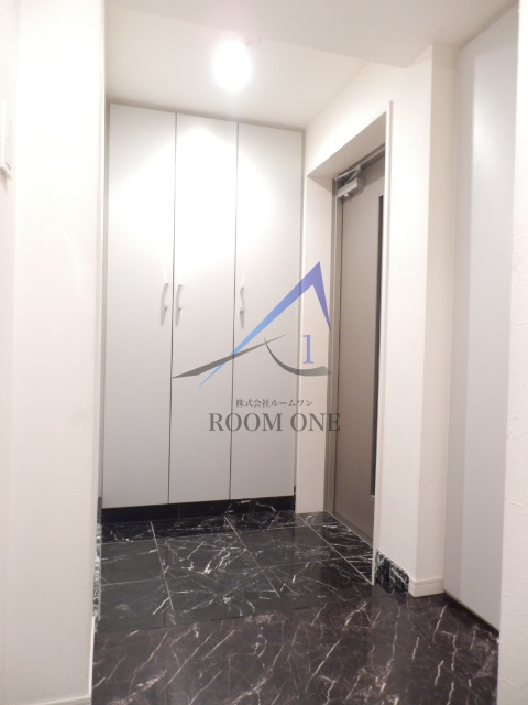 玄関　玄関です。