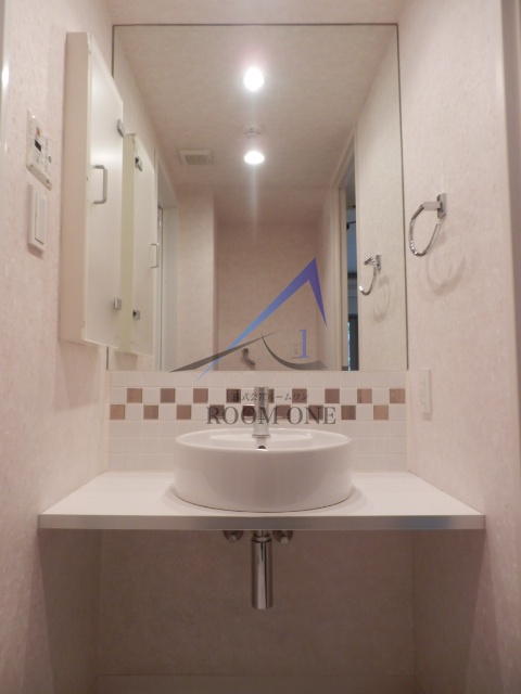 洗面設備　洗面台です。