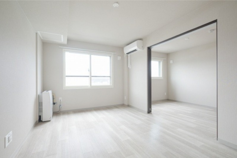 居室・リビング　広々リビングスペースございます！