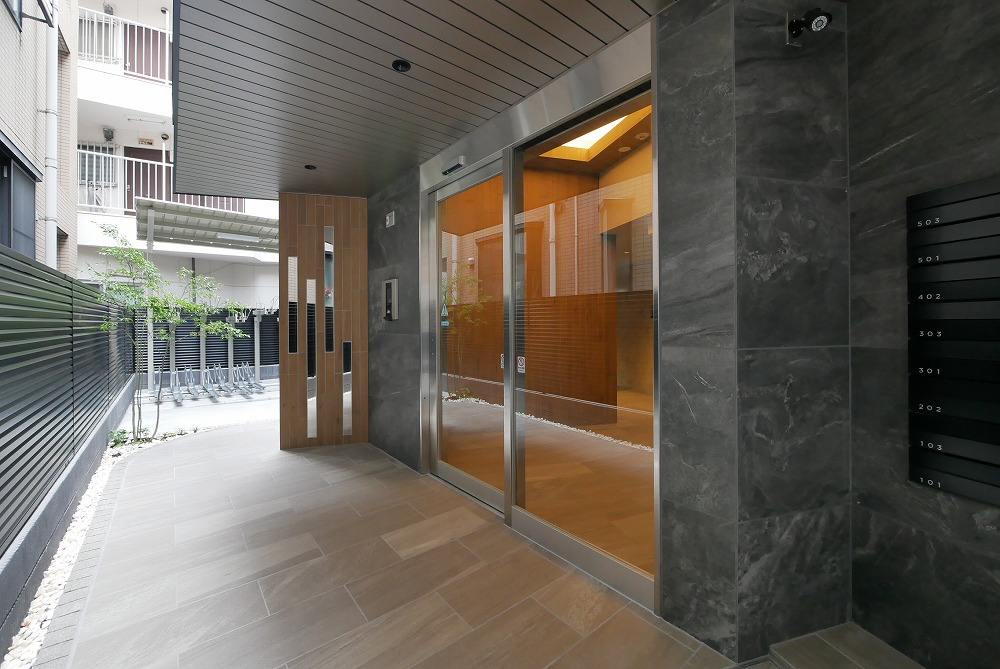 エントランス　エントランス