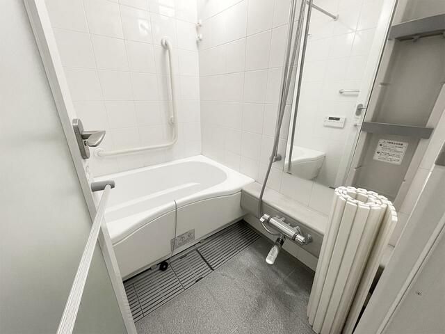 バス・シャワールーム　お風呂で日々の疲れを落としましょう