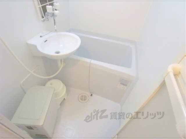 バス・シャワールーム　バス