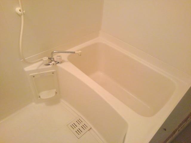 バス・シャワールーム　日々の疲れを癒すお風呂付です