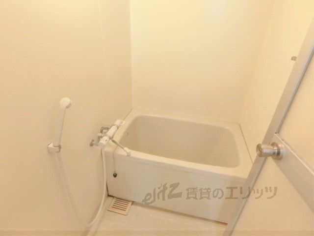 バス・シャワールーム　風呂