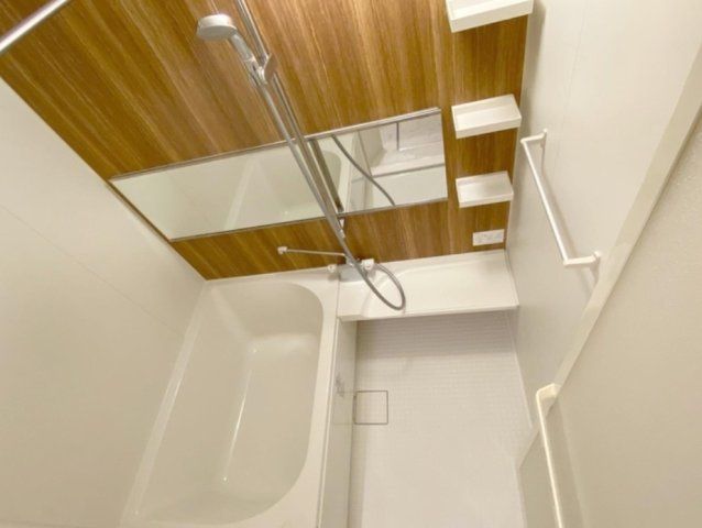 バス・シャワールーム　☆ゆったりくつろげるお風呂☆