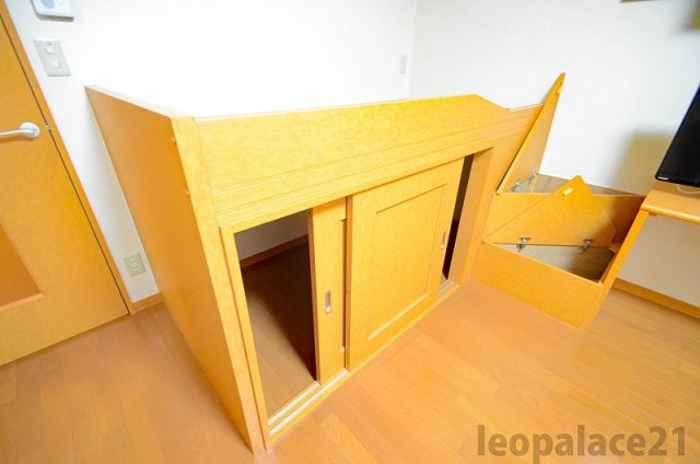 駐車場　設備・仕様は号室により異なる為、現況を優先致します。