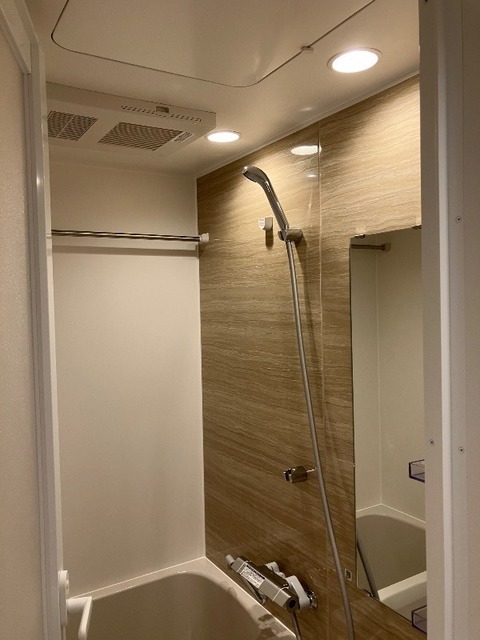 バス・シャワールーム