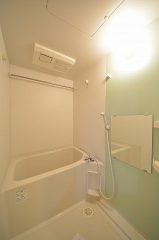 バス・シャワールーム　ドゥーエ玉造　バスルーム