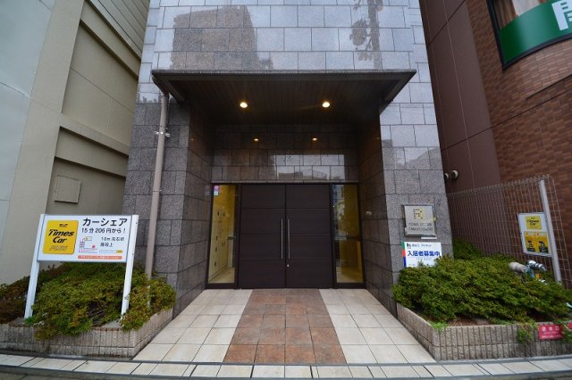 エントランス　ドゥーエ玉造　エントランス