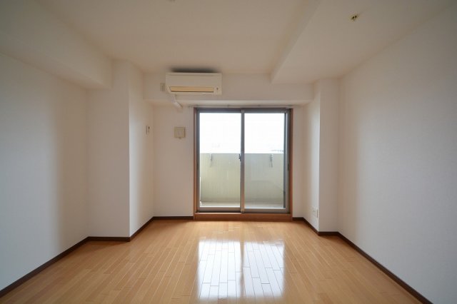 居室・リビング　ドゥーエ玉造　リビング