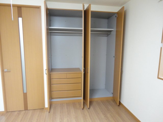 収納　クローゼット内