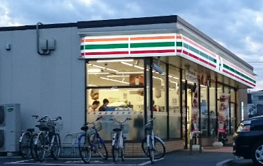 コンビニ　セブンイレブン 戸田新曽芦原店（コンビニ）まで389m