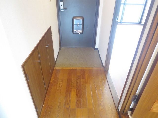 玄関　★お問い合わせはタウンハウジングまで★