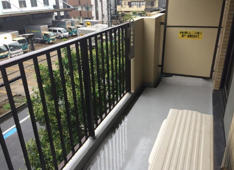 バルコニー　落ち着いた時間を過ごせるバルコニーです