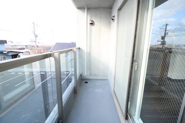 バルコニー　うれしいバルコニー付き♪お洗濯はかどります♪