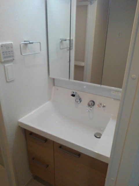 洗面設備　☆嬉しい独立洗面台☆