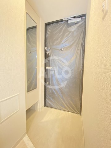 玄関　エスリード大阪リエート　玄関