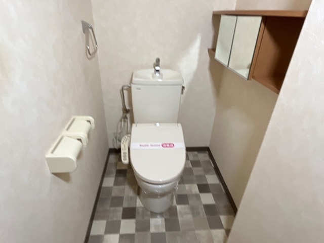 トイレ　シャワー付トイレ