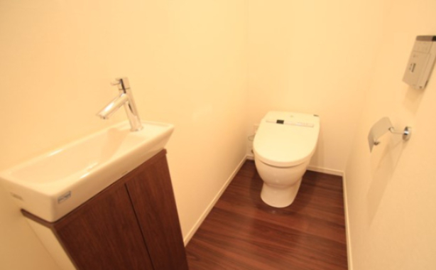 トイレ　参考写真