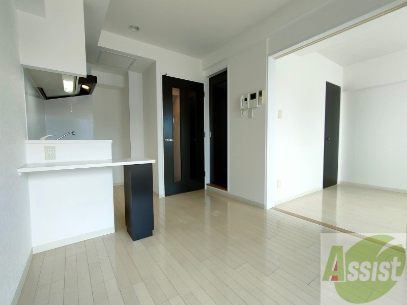 居室・リビング　広くてキレイなお部屋が広がっていて、充実した生活が送れそう。