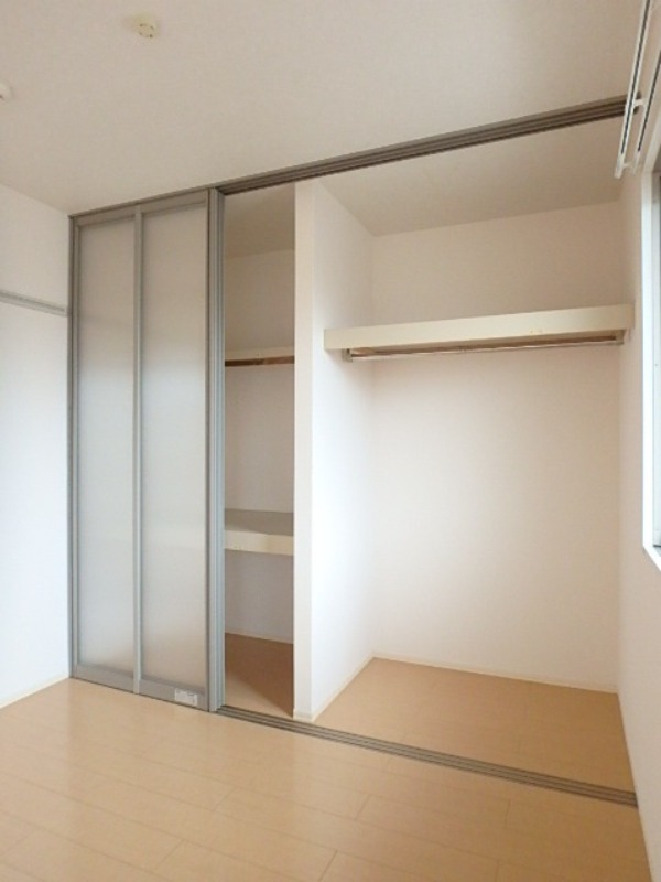 収納　図面と現状に相違がある場合には現状を優先