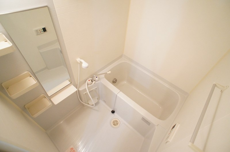 バス・シャワールーム　図面と現状に相違がある場合には現状を優先