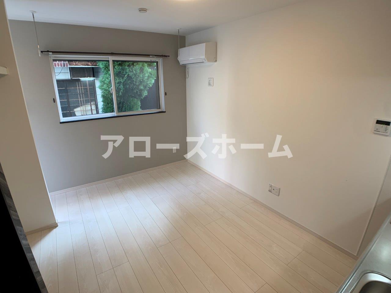 居室・リビング　室内写真は別棟イメージです。