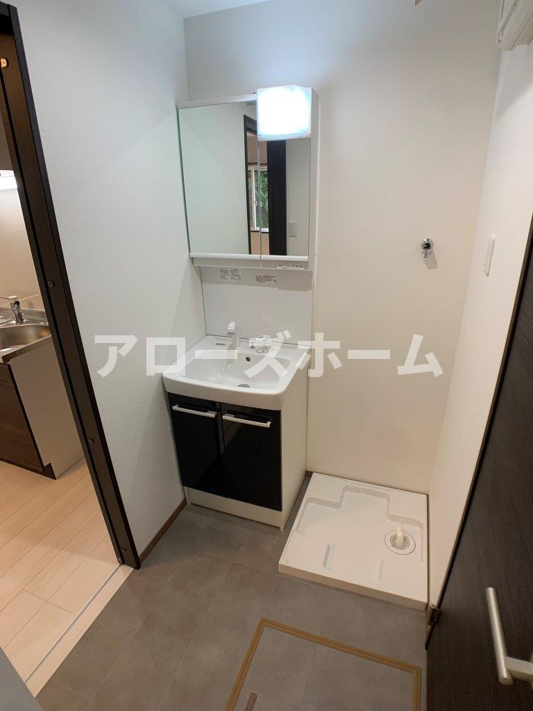 洗面設備　室内写真は別棟イメージです。