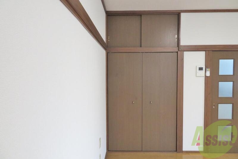 収納　クローゼットは大小が付いてますね。