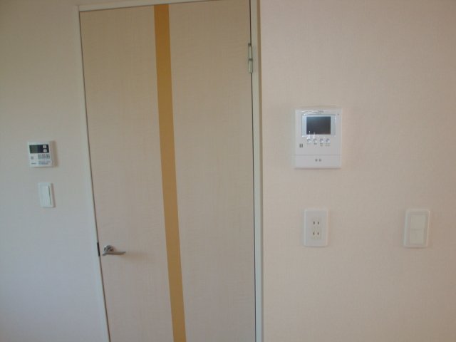 その他部屋・スペース　カメラ付インターホン