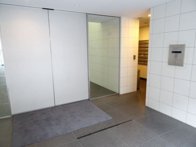 エントランス　オートロック