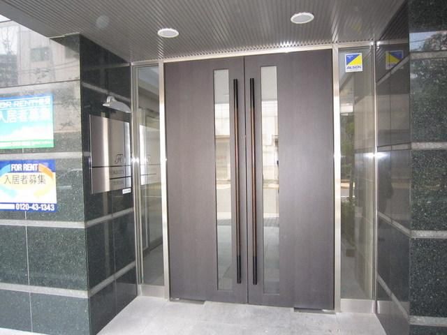 エントランス　オートロック有り