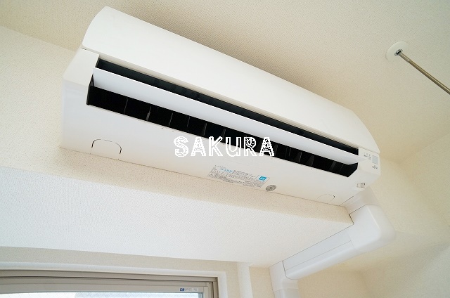 その他設備　室内エアコン付き♪