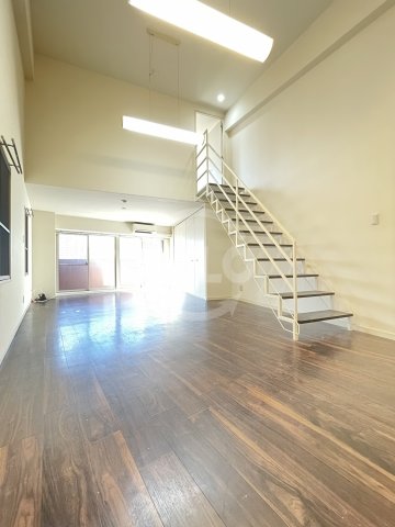 居室・リビング　ビエラ江戸堀　リビング