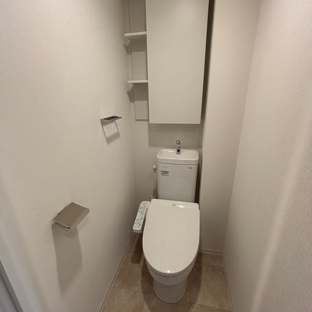 トイレ　※写真は同タイプ住戸です。