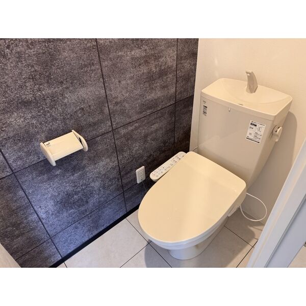 トイレ　シンプルで使いやすいトイレです