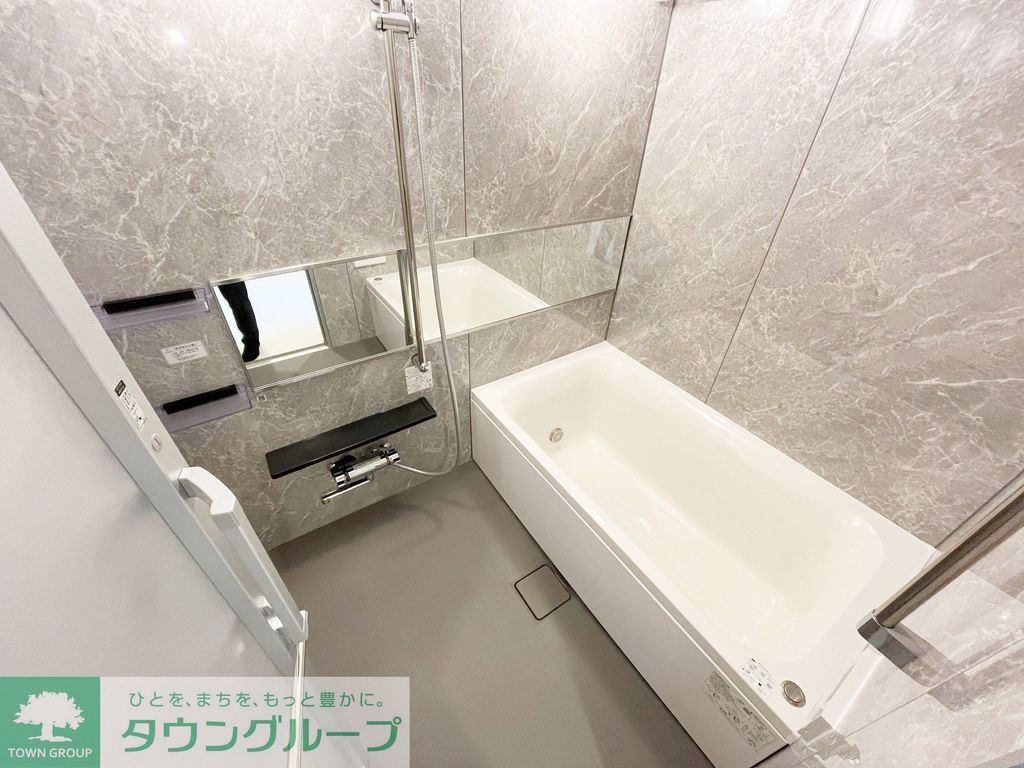 バス・シャワールーム　バス