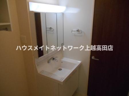 洗面設備　洗髪洗面化粧台