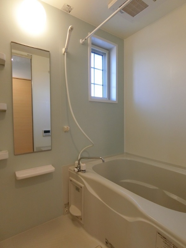 バス・シャワールーム　図面と現状に相違がある場合には現状を優先