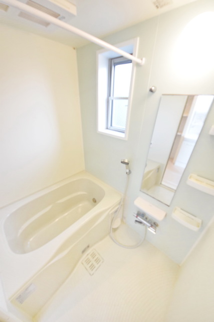 バス・シャワールーム　～一日の疲れをこちらで～