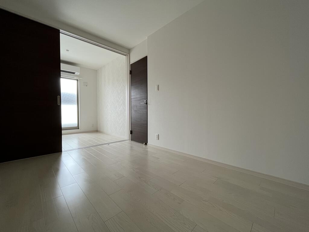 居室・リビング　※同建物別部屋